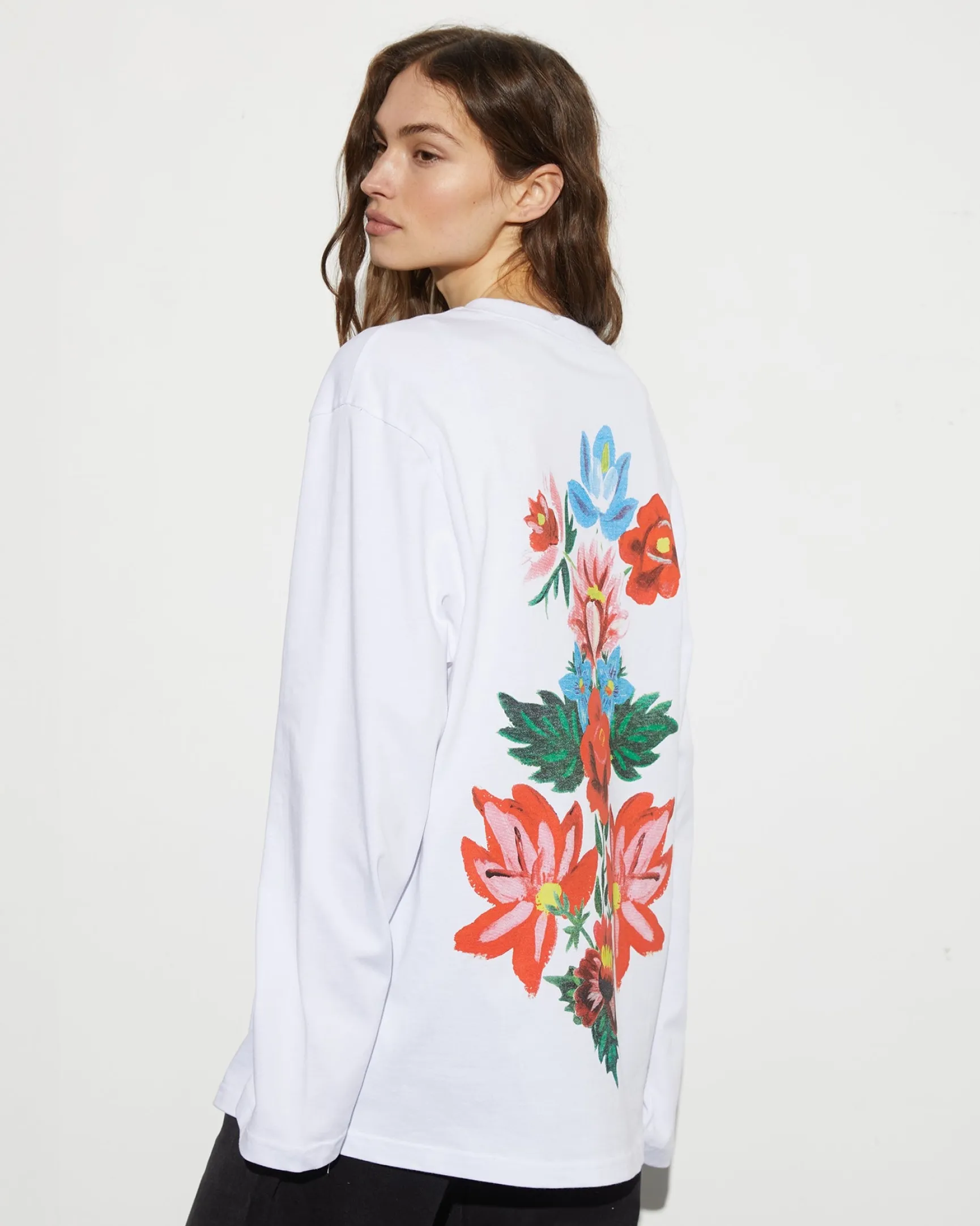 Chessa Wide Skate Longsleeve | White