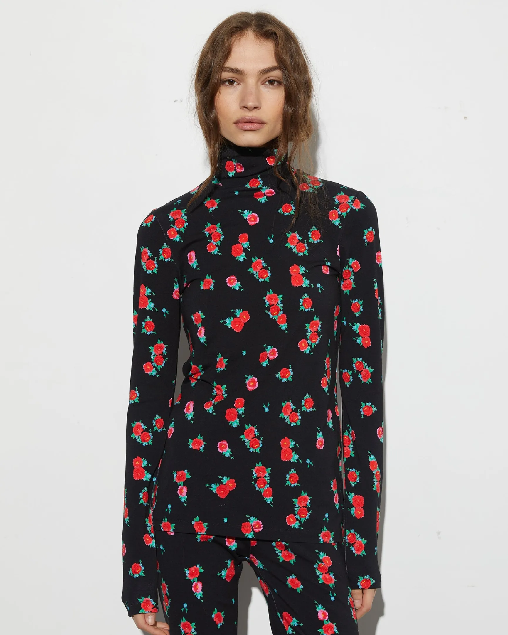 Violetta Pulli | Black